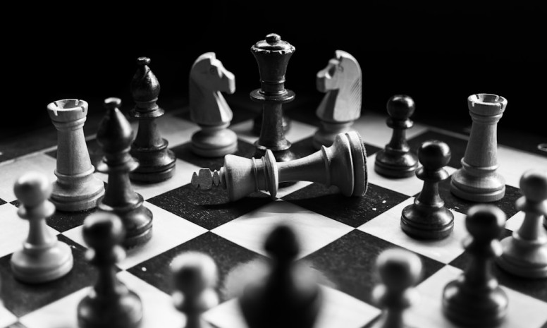 Secrets of constructive conflict: how to turn disagreements into opportunities for team growth in 2025.