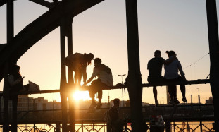 Top 5 trends in the field of hybrid work: how to adapt to new employer requirements in 2026